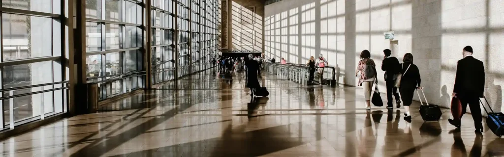 people-airport-long